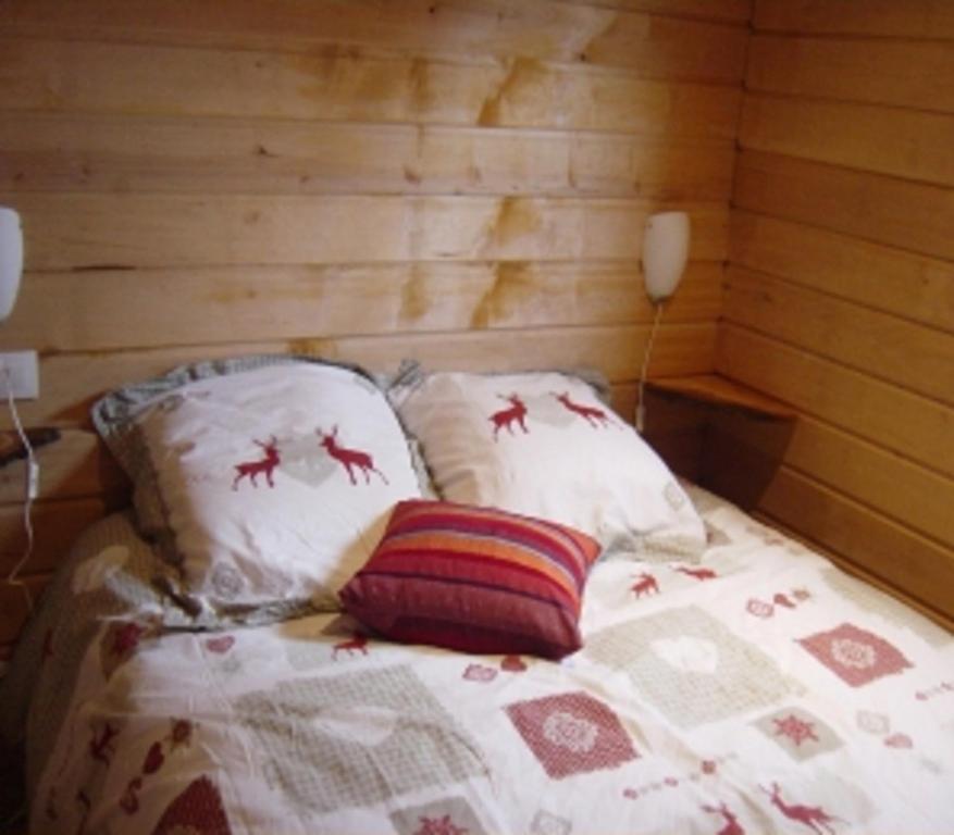 La Roulotte Du Verger Barneville-sur-Seine Room photo